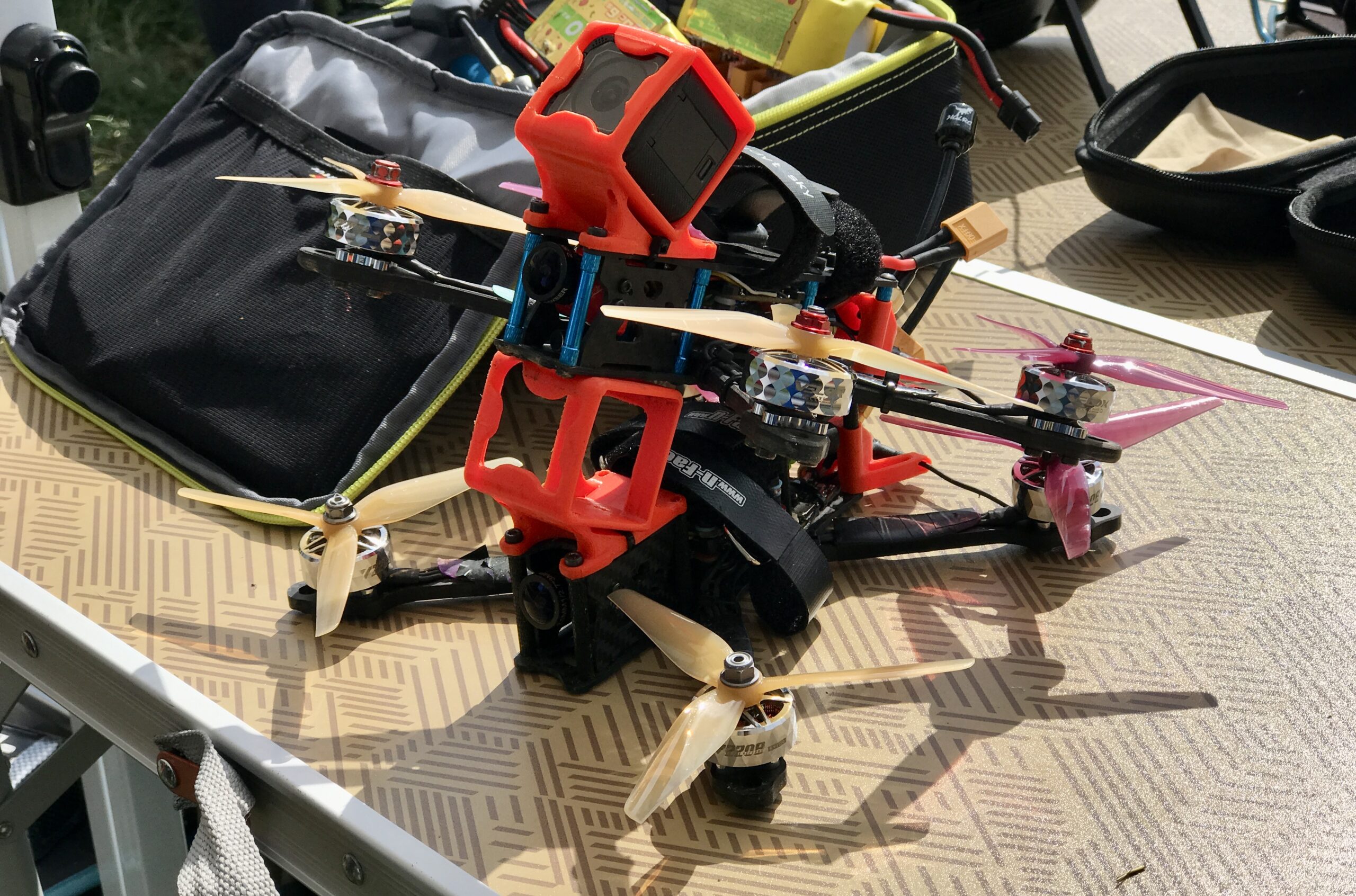 Успяхме да бъдем част от състезанието! дрон състезане дронове drone arena multigp